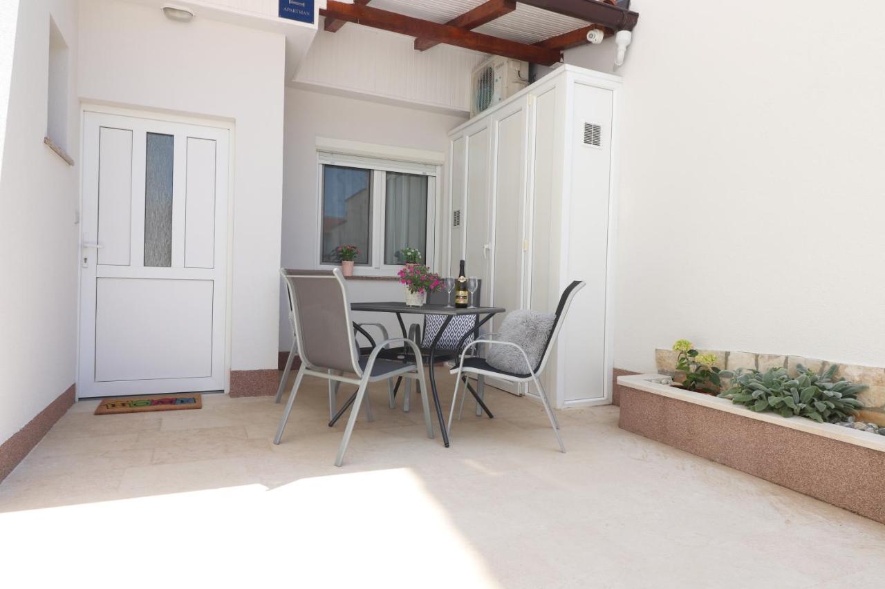 Apartment Vlado Vrsar Ngoại thất bức ảnh