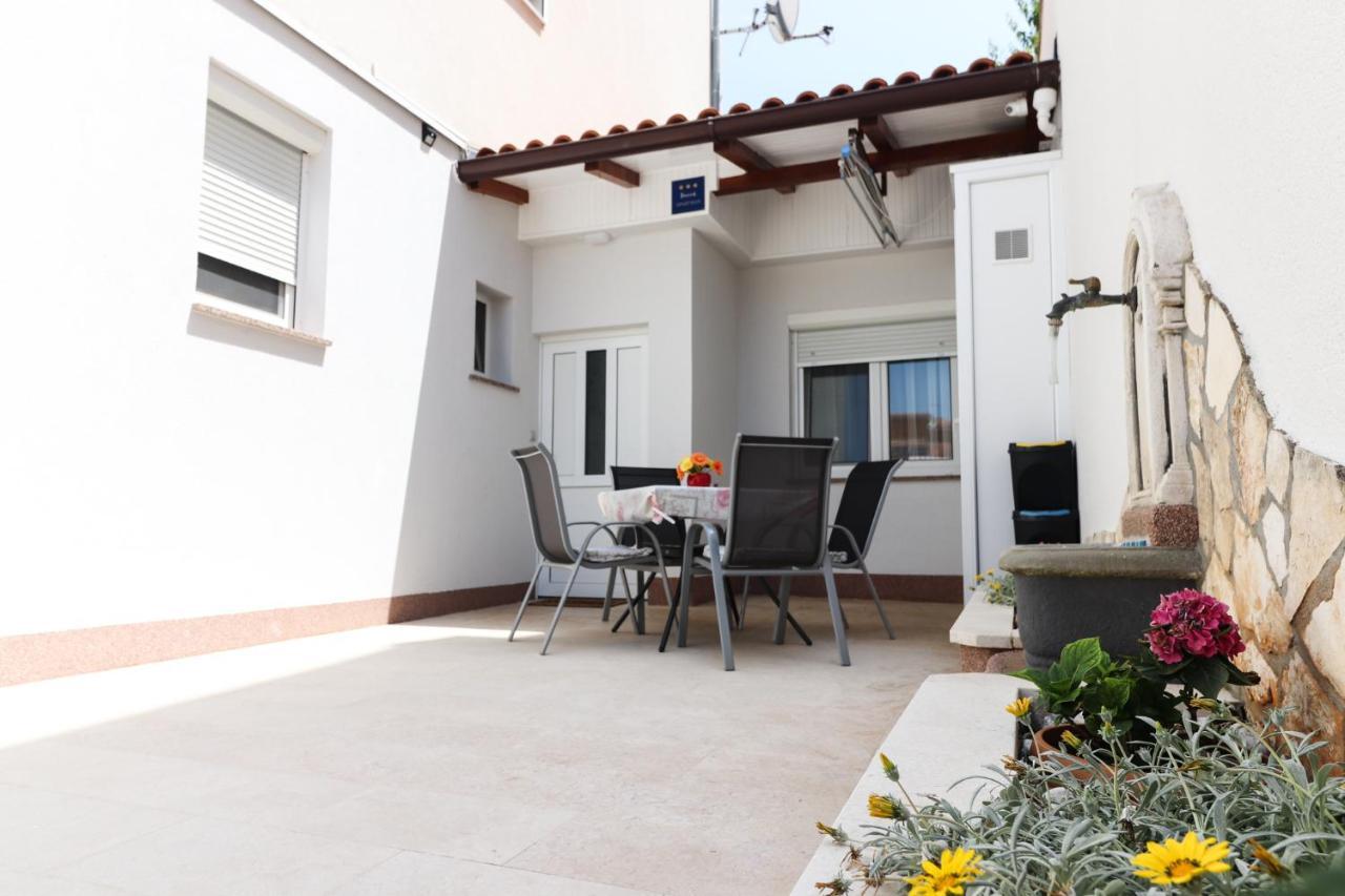 Apartment Vlado Vrsar Ngoại thất bức ảnh